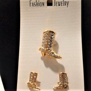 Gold/Stone Boots Earrings/Brooch Set
